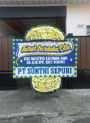 Papan Bunga Duka di Sukarara